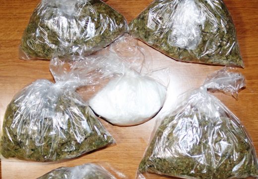 U stanu dilera pronađeni droga i novac