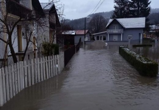 Ispod klizišta pronađeno tijelo
