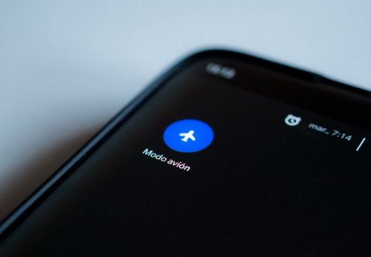 EU ukida u avionima režim letenja na mobilnim?