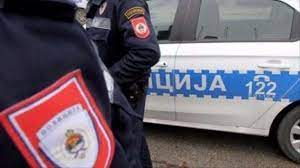 Tijelo muškarca pronađeno pored puta, nasmrt izboden