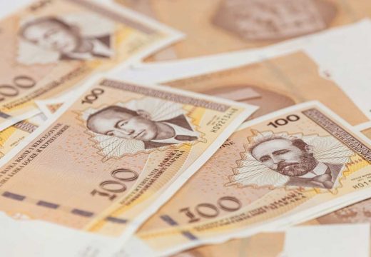 Banci otplatio 27.480 KM kredita pa shvatio da i dalje ima dug