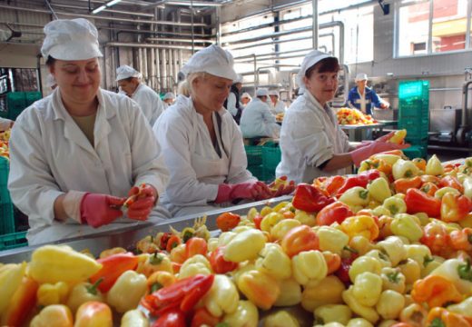 Tegle “kroje” otkup voća i povrća