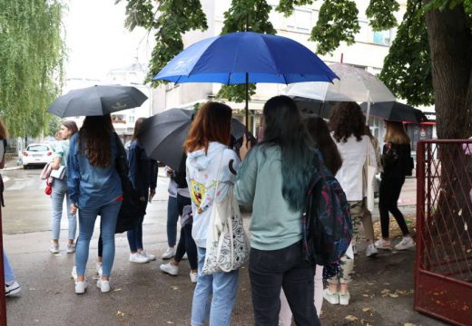 U BiH je dostupan na svakom mjestu: Opasan nikotinski proizvod postao veoma popularan među učenicima