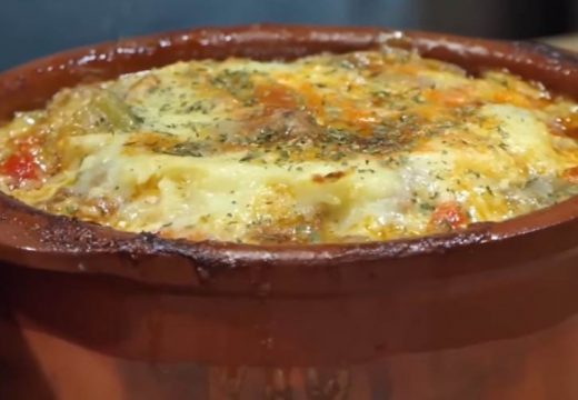 Prijedlog za danas: Seoski lonac od mljevenog mesa i povrća (VIDEO)