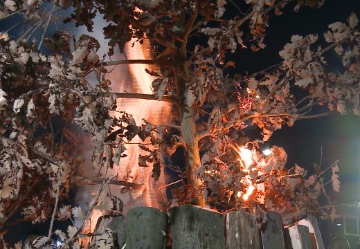 Večeras litija i paljenje badnjaka na bijeljinskom gradskom trgu