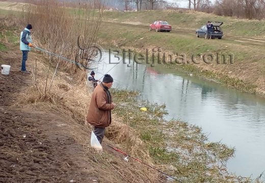 Pored vode vrijeme brže prolazi (Foto)