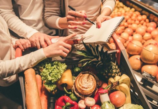 Nafta, plin i žito odavno pojeftinili, hrana i dalje skupa: Cijene su odraz bezobrazluka vlasti