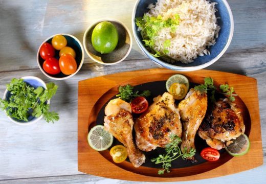 Prijedlog za danas : Sočni bataci iz rerne sa ljutim sosom