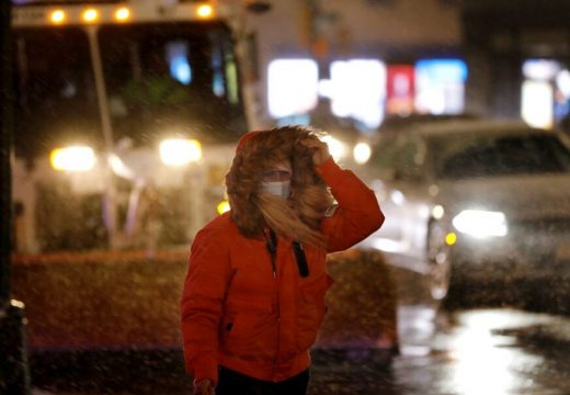 Olujni vjetar duva u čitavom regionu, a Balkanci su sve okrenuli na šalu
