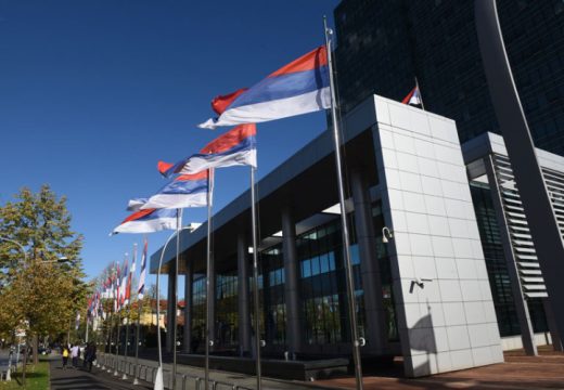 Kesiću manje novca, Cicović nagrađen