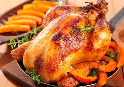 Punjeno pile sa pekarskim krompirom, gurmanluk za cijelu porodicu