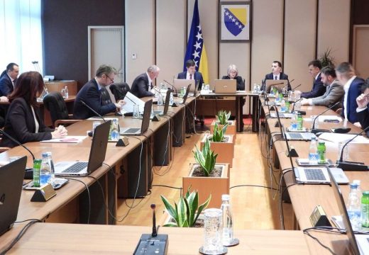 Na dnevnom redu budžet, plate, regresi, ali i električni automobili