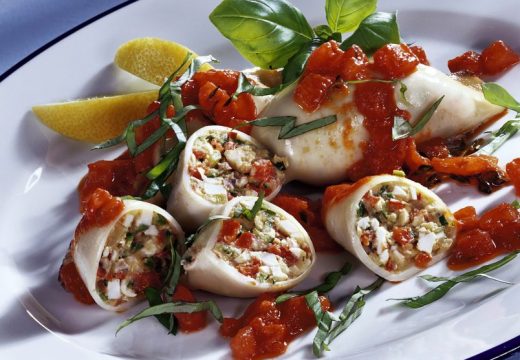 Prijedlog za danas: Lignje punjene pirinčem čiji će vas okus oboriti s nogu