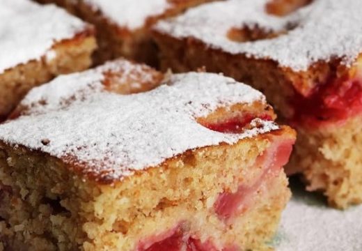 Donosimo recept za brzi voćni kolač