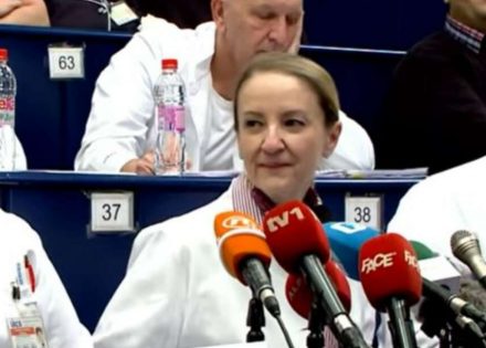 Rektor UNSA na pitanje novinara šta je sporno sa Sebijinom diplomom: “Sporno je što nema diplome”