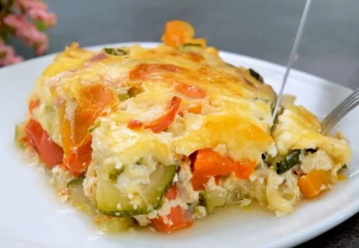 Ručak za koji ćete tražiti repete: Tikvice i paprike zapečene sa sirom i jajima