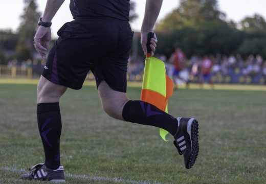 Sudija glavom udario fudbalera, intervenisala policija