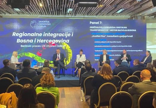 Minić učestvovao u panel diskusiji “Održiva poljoprivreda i digitalna transformacija-motor razvoja regiona”