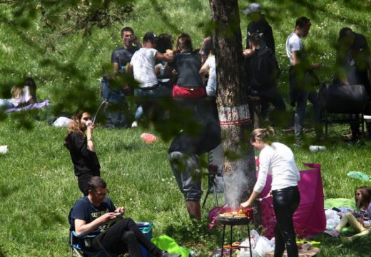 Gril žurke u kafani umjesto roštilja u prirodi