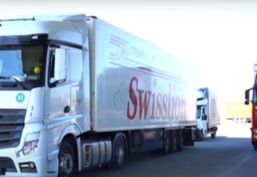 Ogromne kolone na granicama, prijevoznici čekaju i do 10 sati