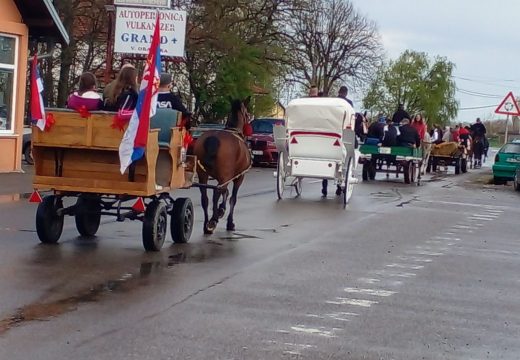 Riblji kotlić, dobri konji i fijakeri