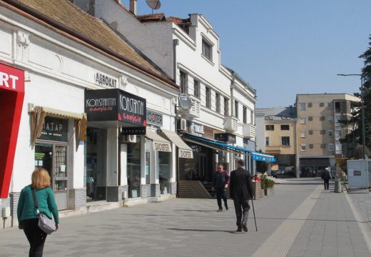 Danas toplo, poslije podne kiša i zahlađenje