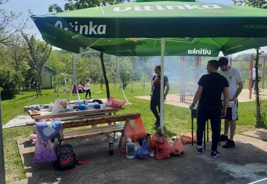 Dobra atmosfera na izletištima u Semberiji