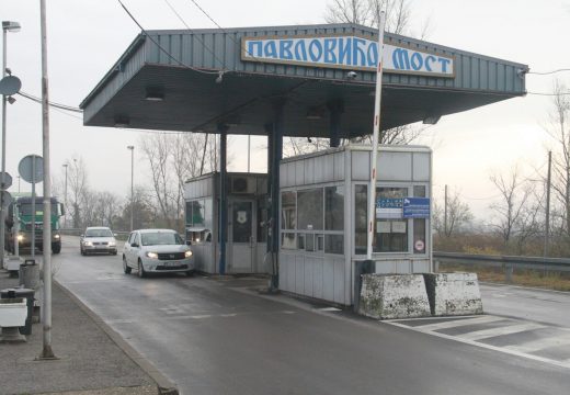 Pojačan intenzitet saobraćaja na graničnim prelazima