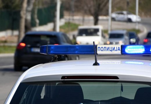 U više škola širom Srbije dojave o bombama