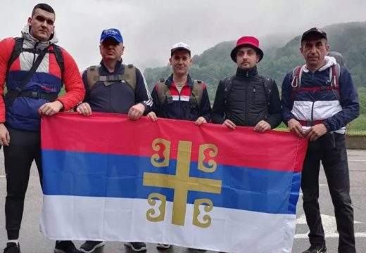 Zvorničani pješače do manastira Ostrog