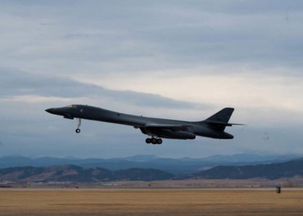 Američki bombarderi nadlijeću BiH