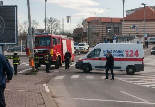 Vozaču pozlilo za volanom, gradonačelnik Brčkog mu spasio život