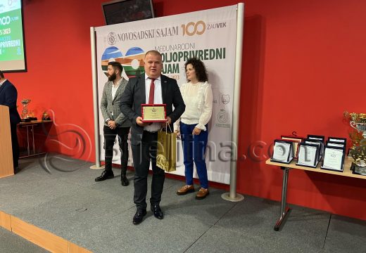 Četiri zlata za bijeljinsku „Savu“ na sajmu poljoprivrede u Novom Sadu (FOTO/VIDEO)