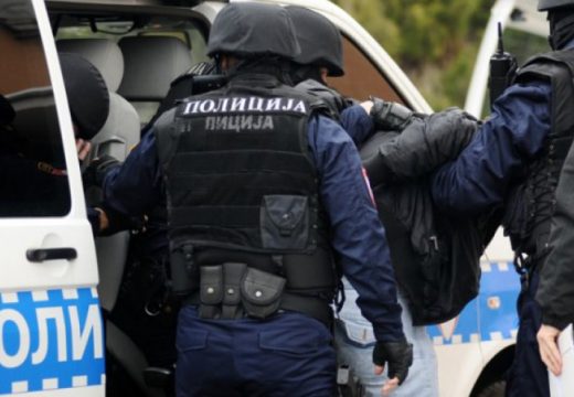 Sarađivao sa opasnim kriminalcem pa ostao bez posla