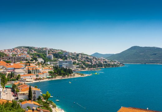 Evo koliko novca treba četveročlanoj porodici za jedan dan na moru u BiH