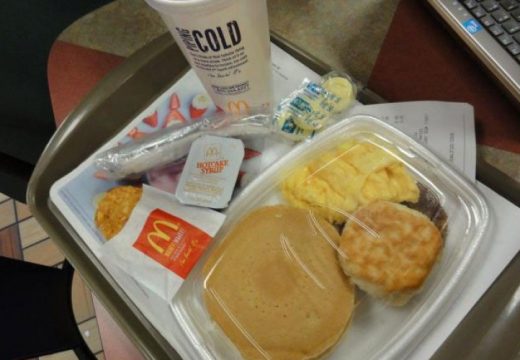 Sto dana jeo u Meku i smršao 26 kilograma