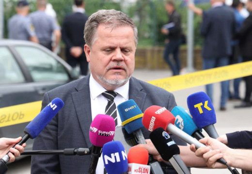 Delić: Postoji analogija između pucnjave u Lukavcu i one u OŠ “Vladislav Ribnikar”