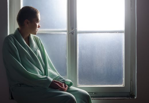 Više od 200 žena oboljelih od karcinoma dojke u BiH čeka na terapiju koja košta 6.500 KM