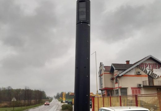 Crni stubovi: Vozači je li i vas evidentirao?!