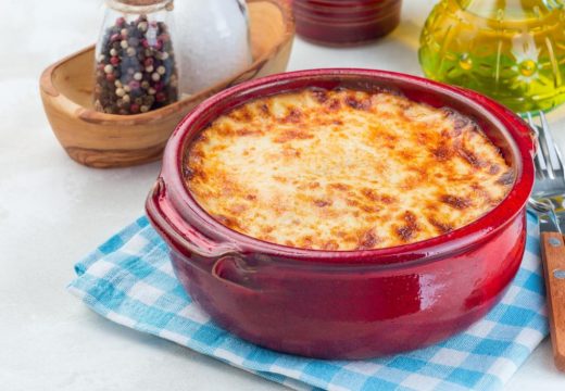 Prijedlog za danas: Musaka sa mljevenim mesom i karfiolom