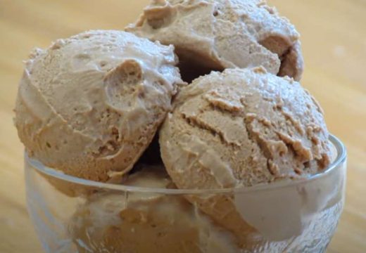 Kugla sladoleda na Jadranu i do 9 evra: Prodavci kažu da su “tek malo podigli cijene”