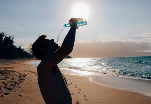 Preporuke građanima za vrijeme trajanja talasa vrućine – šta jesti i kako se obući