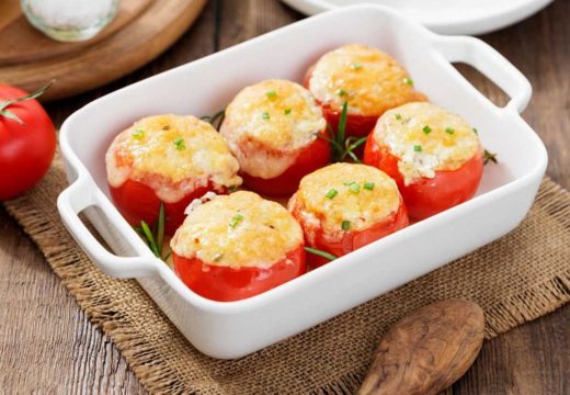 Prijedlog za danas: Punjeni paradajz iz rerne