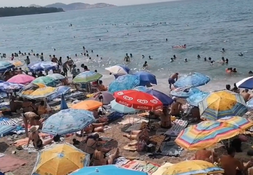 Vlasnici privatnog smještaja apartmane daju i u pola cijene