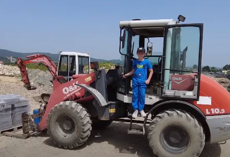 Vedid igračke zamijenio sa pravim mašinama (VIDEO)