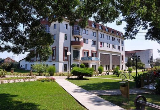 Objavljeni detalji ugovora: Odakle banji “Dvorovi” stižu pare?