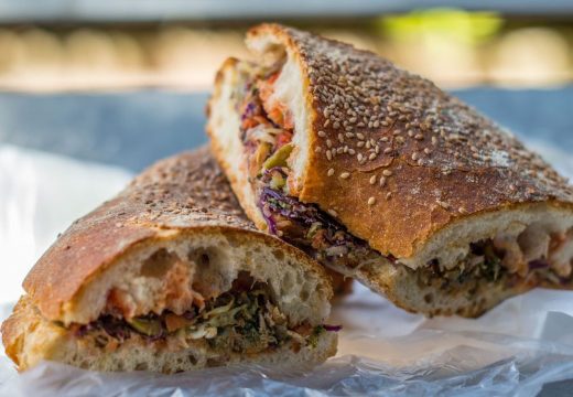 Turisti naplatili i sječenje sendviča: “Trebalo nam je vremena da ga prepolovimo”