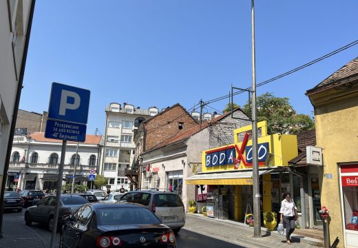 Lažnim novcem kupovao hljeb