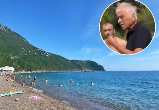 Otjerani s plaže zbog burkinija (Video)
