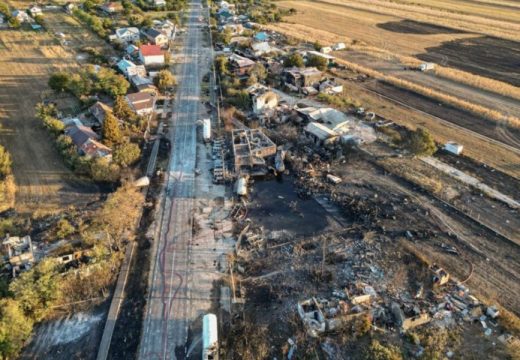 Dio naselja nestao u eksploziji na pumpi